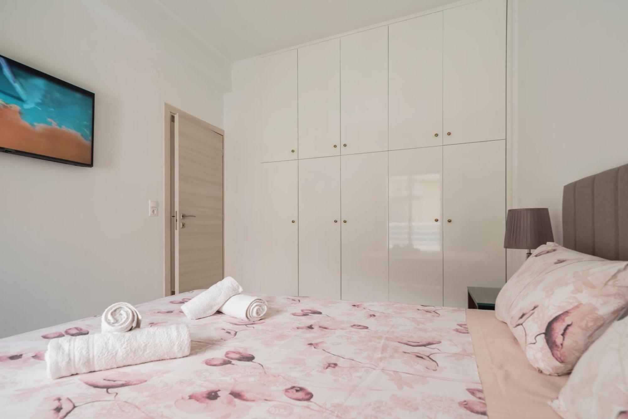 Neon 2Br Luxurious Central Apt Heraklion Buitenkant foto