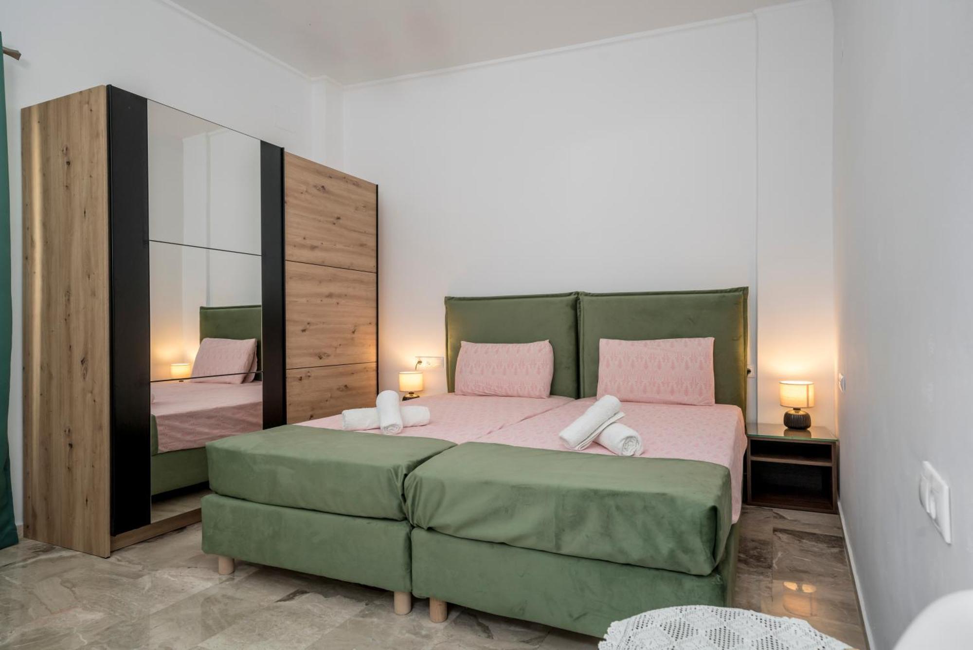 Neon 2Br Luxurious Central Apt Heraklion Buitenkant foto