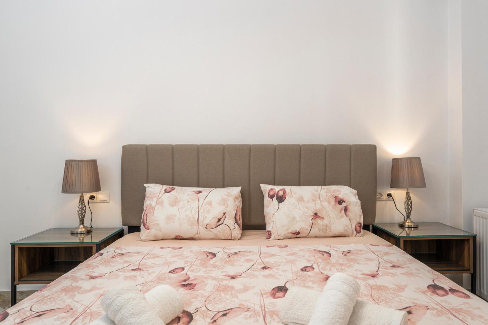 Neon 2Br Luxurious Central Apt Heraklion Buitenkant foto