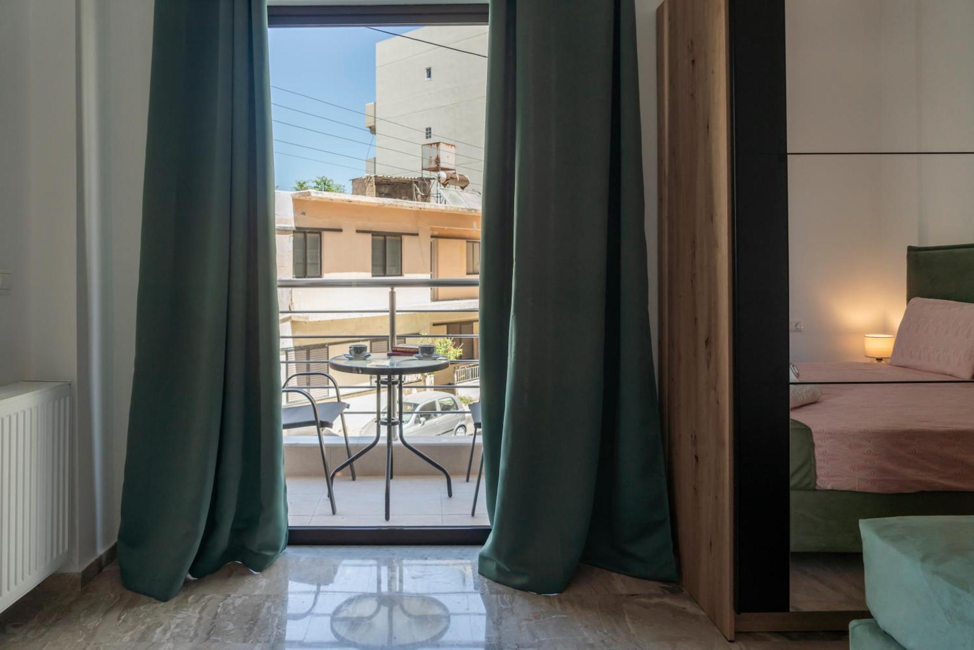 Neon 2Br Luxurious Central Apt Heraklion Buitenkant foto